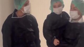 Bakan Koca'dan duygulandıran paylaşım! Okula hastane sınıfında başladı