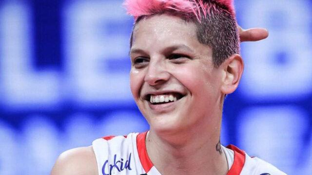 Ebrar Karakurt 10 yıl önceki hâlini paylaştı! Değişimine kendisi bile inanamadı