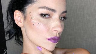 Merve Boluğur ev halini paylaştı! İç çamaşırının görünmesini umursamadı