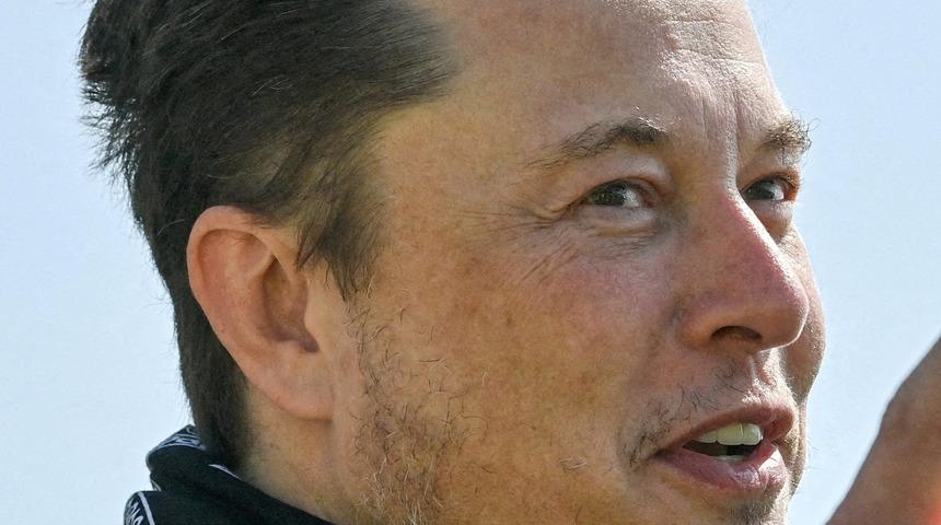 Ünlü isim sordu, takipçileri yanıtladı: "Hangisi daha iyi?"