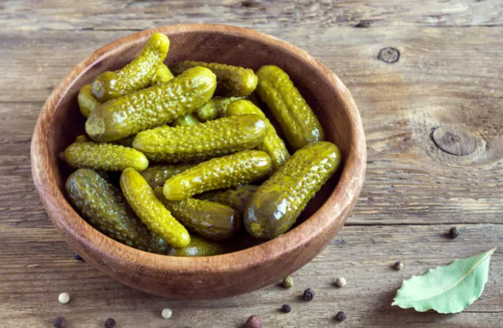 Sağlıklı sanıyoruz ama dişleri teker teker döküyorlar! Diş çürümesine neden olan yiyecekler G5