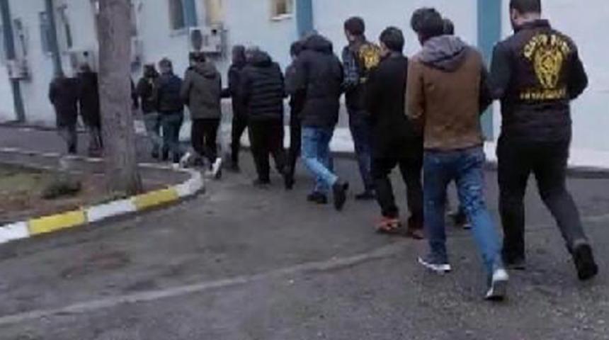 3 milyon TL'lik dolandırıcılık yapmışlardı! 'Turnusol' operasyonunda 8 kişi tutuklandı