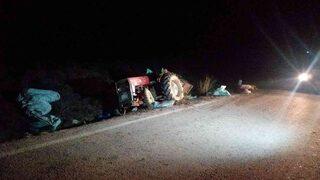 İzmir’de yoldan çıkan traktör devrildi, 1 kişi hayatını kaybetti