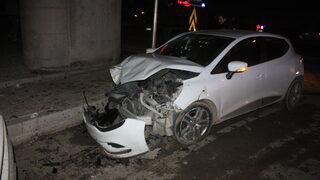 Edirne'de kamyonetle çarpışan otomobildeki 3 kişi yaralandı