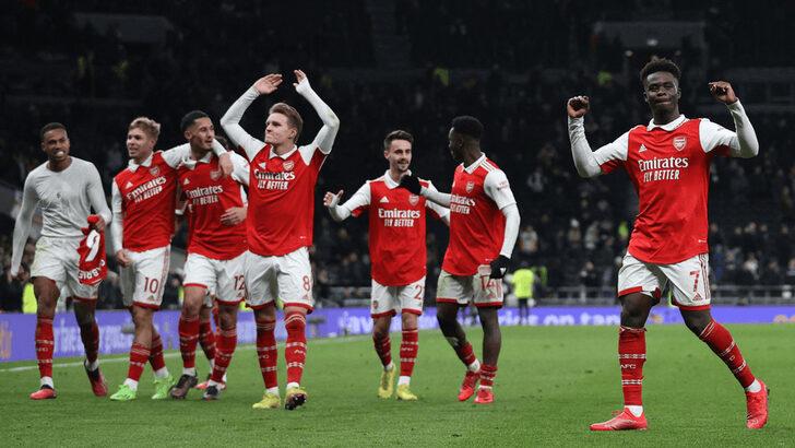 Tottenham Arsenal maçında son düdük sonrası ortalık karıştı! Herkes galibiyeti bir anda unuttu... Sahaya daldı, kaleciye tekme attı! Tottenham'dan konuyla ilgili ilk açıklama geldi G2