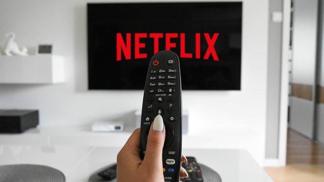 NETFLIX FİYATINA ZAM! En düşük paket ne kadar oldu? Zam sonrası temel, standart ve özel plan 2023 Netflix Türkiye abonelik ücretleri!