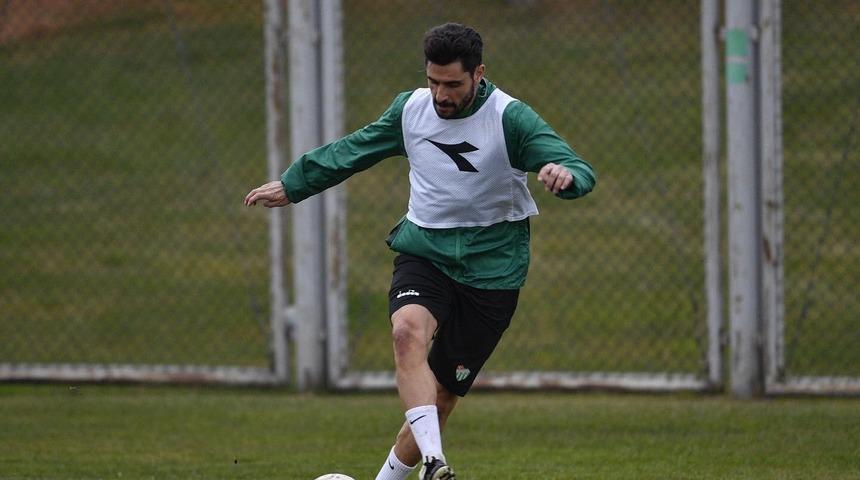 Özer Hurmacı’nın lisansı çıktı