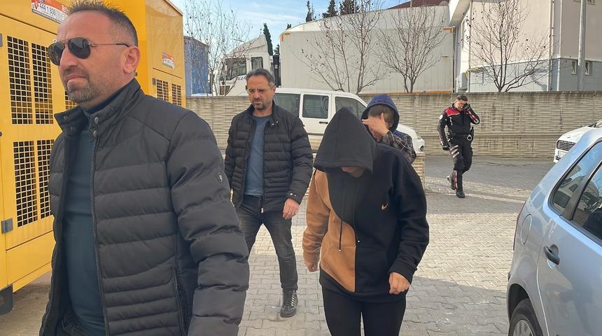 Samsun'da evlerden hırsızlık yaptıkları iddiasıyla 3 kadın zanlı yakalandı