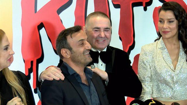 Kutsal Damacana 4 seyirciyle buluşmaya hazırlanıyor! Şafak Sezer: Kızım da filmde içine şeytan giren kızı oynuyor