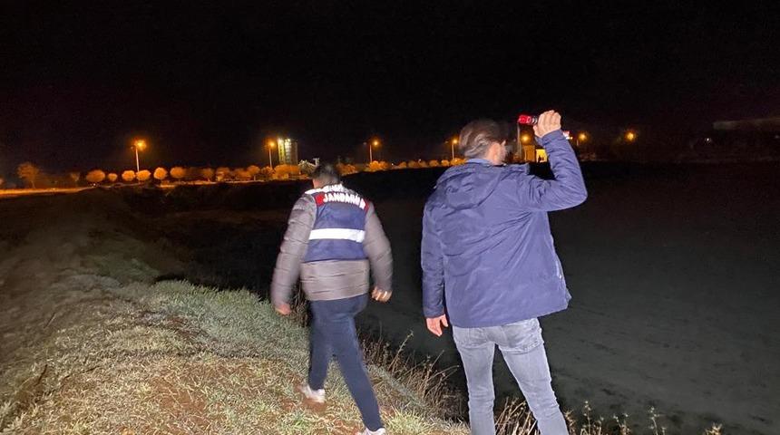 Sokak ortasında kaçırılan kız çocuğu her yerde aranıyor