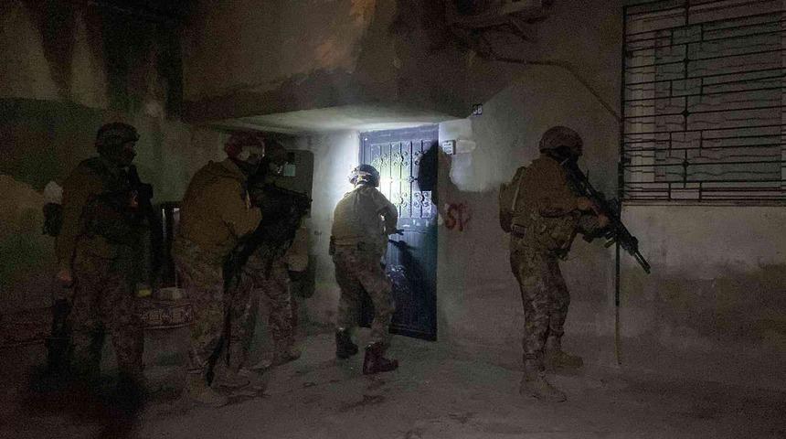 Mersin’de "huzur ve güven" operasyonu: 17 gözaltı kararı
