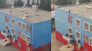 İlkokulda dehşete düşüren görüntüler! Saniye saniye kaydedildi