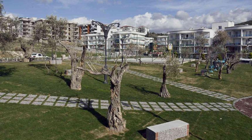 Kuşadası 4 bin 200 metrekare daha yeşil alana kavuşuyor