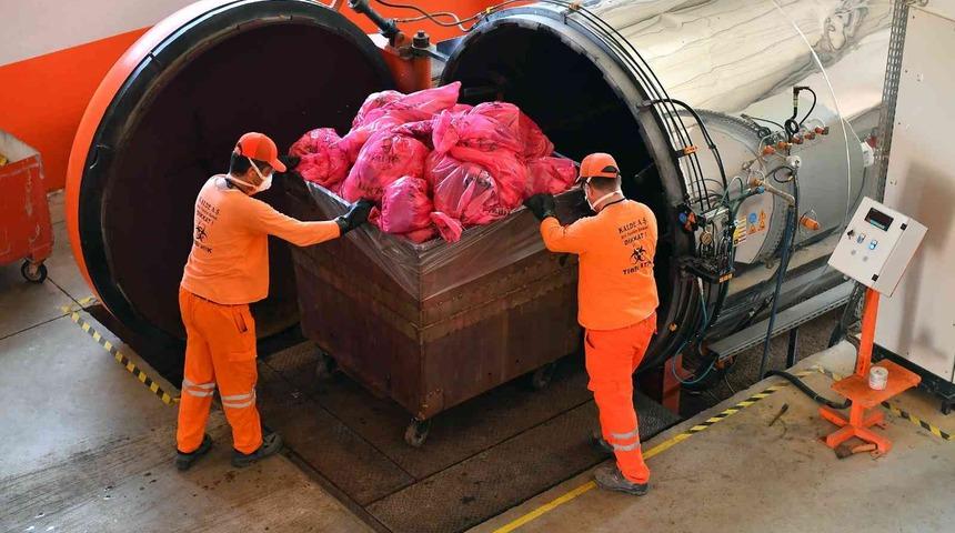 Mersin’de katı atıklardan 65 milyon KW elektrik enerjisi üretildi