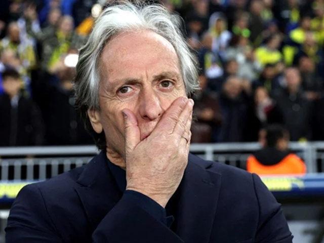 Ümraniyespor'dan olay yaratan Jorge Jesus paylaşımı! ''Dede'' diyerek cevap verdiler ama tepki çok büyük...