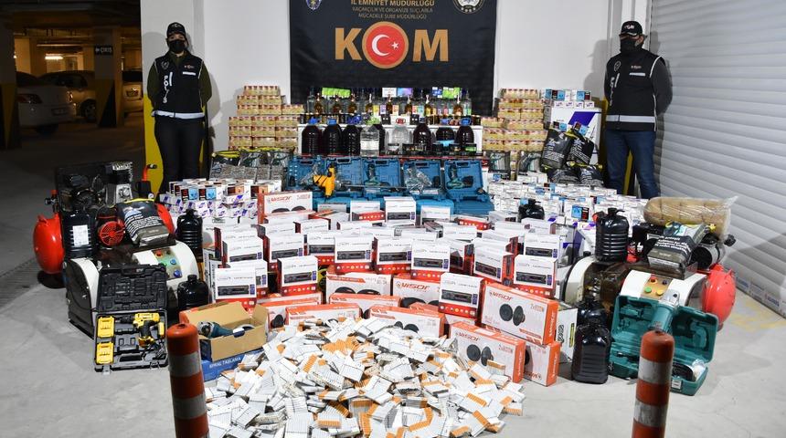 Eskişehir'de kaçakçılık operasyonunda 12 şüpheli yakalandı
