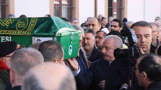 93 yaşında hayatını kaybeden eski milletvekili son yolculuğuna uğurlandı