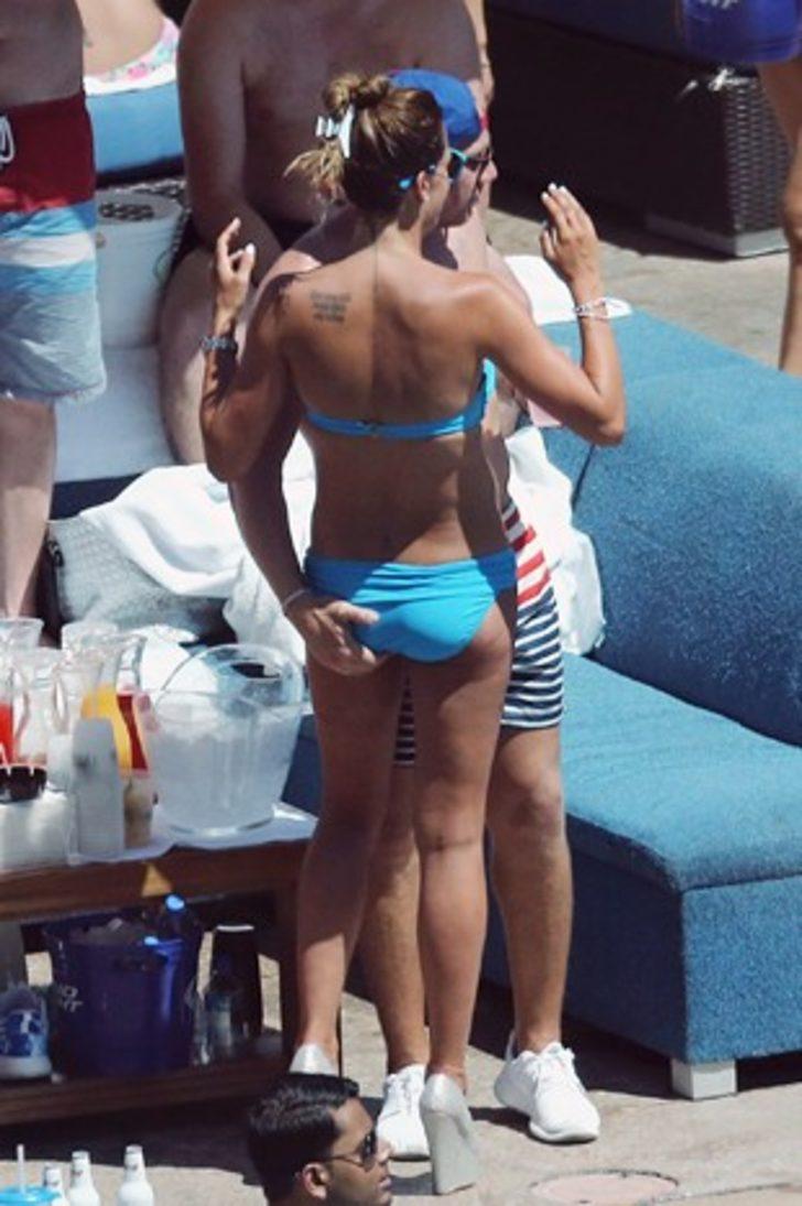 Havuz başında bikini arızası G1