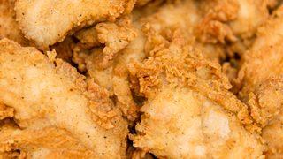 Mutfağın kapısından içeri sokmayın: Kalbinizi çürütüyor! Sağlığınız için en kötü yiyecekler