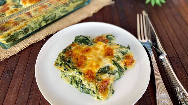 Sofraları süsleyecek enfes lezzet! Beşamel soslu ıspanak graten nasıl yapılır? Zuhal Topal'la Yemekteyiz beşamel soslu ıspanak graten tarifi!