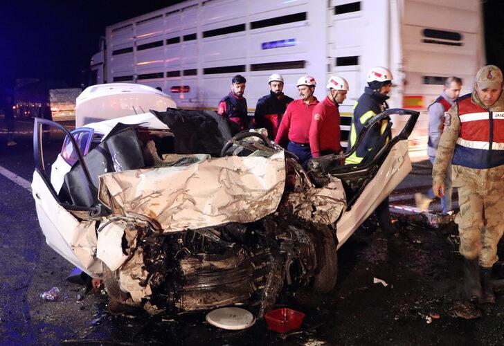 Şanlıurfa'da katliam gibi kaza: 4 kişi hayatını kaybetti