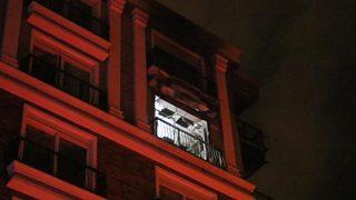 Antalya'da yangın faciasında cinayet şüphesi! Alevlerden kaçamayan anne ile kızı hayatını kaybetti! Eve bidonla gelen torunu gözaltında