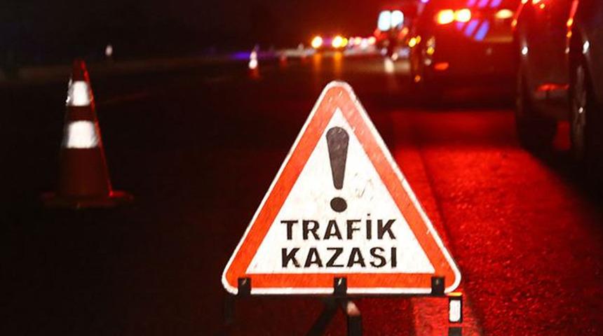 Kocaeli'de trafik kazası! İki otomobil çarpıştı: 3 kişi yaralandı