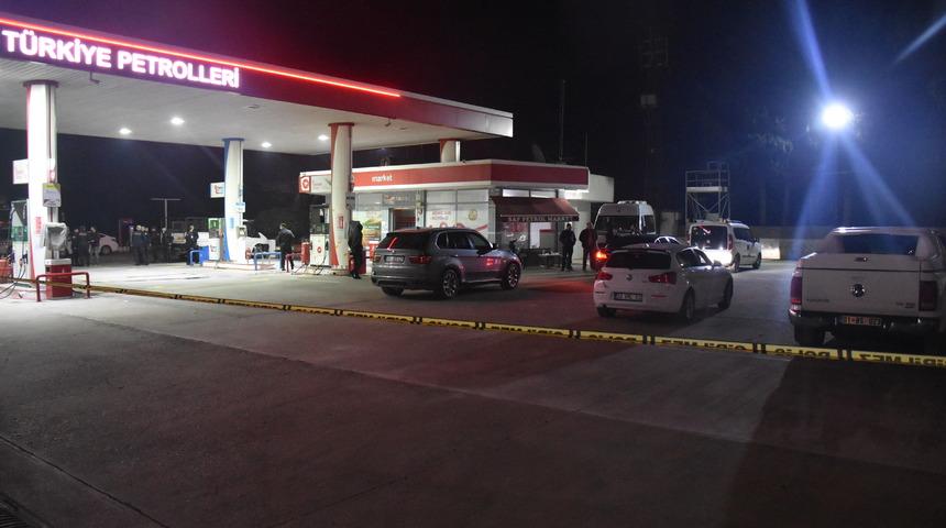 Adana'da bir kişinin öldüğü silahlı saldırıyla ilgili 4 zanlı tutuklandı