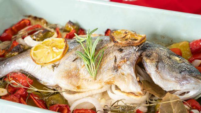 Lokum gibi yumuşacık olan çipura tarifi! Fırında çipura (çupra) nasıl yapılır?