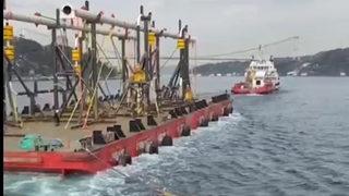 İstanbul Boğazı'nda hareketli anlar! Arıza yapan 59 metrelik gemi kurtarıldı