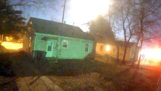 ABD'de 'parlak ateş topu' gökyüzünü aydınlattı! 'Sonik patlama' duyduğunu söyleyenler oldu... Güvenlik kamerasına yakalandı