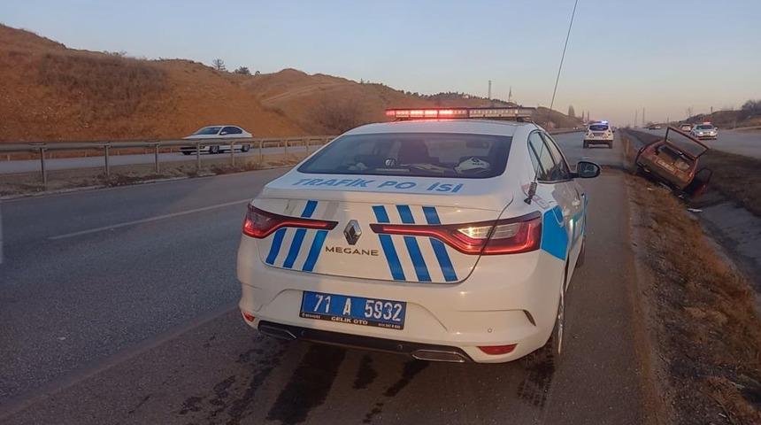 Ehliyetsiz sürücü, sigortasız araçla kaza yaptı! Ehliyetini 2042 yılında geri alabilecek!