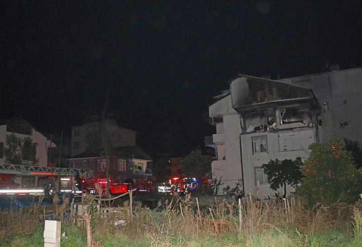 Son dakika: Kocaeli'de bir evde patlama! Çok sayıda ekip bölgeye sevk edildi G5