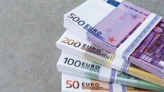 Dolar gözden düştü, ışıklar yeniden euroya döndü: Saat 20.45’e dikkat! Taviz verilmiyor...