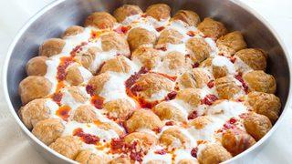 Gelinim Mutfakta Pratik Boşnak mantısı tarifi! Bol yoğurtlu Pratik Boşnak mantısı nasıl yapılır?