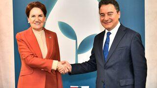 Altılı masada kritik görüşme: Akşener, Babacan'ı ziyaret etti