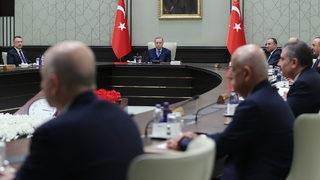 Son dakika: Kabine toplantısı başladı! Borç yapılandırma, seçim tarihi, İsveç ve…