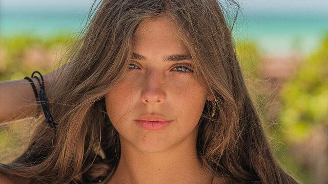 Elite'in yıldızı Carmen Arrufat sütyensiz pozuyla büyüledi! 'İşte şov buna denir'