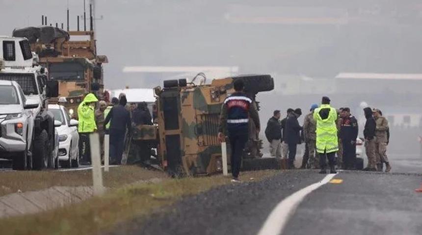Ağrı’da askeri araç devrildi: 2 asker şehit oldu