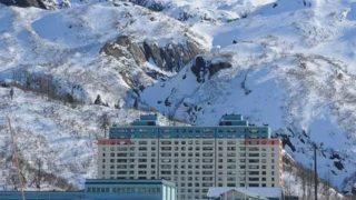 Tüm halk tek bir binada yaşıyor! Amerikan’ın Whittier kasabası yerleşimiyle merak uyandırıyor