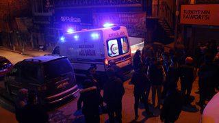 Genç kadın evde boğazı kesilmiş halde bulundu! Eşi ve 1 şüpheli gözaltına alındı