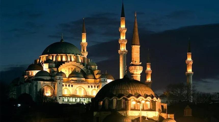 Miraç Kandili'nde hangi dualar okunur, nasıl ibadet edilir? Miraç Kandili namazı nasıl kılınır?