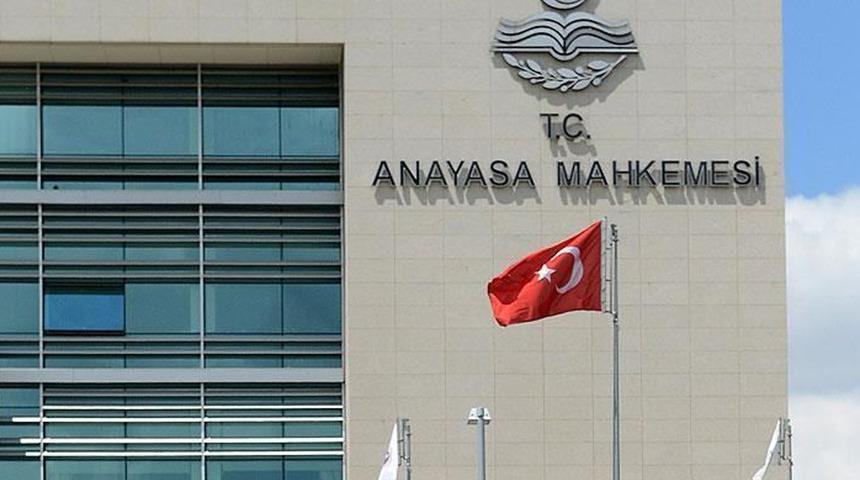 AYM, HDP'nin 'kapatma davasının seçim sonrasına bırakılması' başvurusunu yarın görüşecek