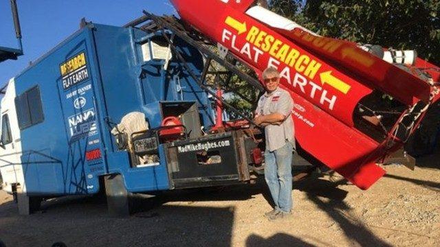 Ev yapımı roketiyle havalanarak 'dünyanın düz olduğunu' kanıtlamaya çalışacak