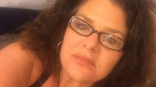 Öğretmenler odasında hapishanedeki sevgilisiyle görüntülü görüşme yaparken soyundu! Cinsel ilişki görüntüleri ifşa edilince istifa etti