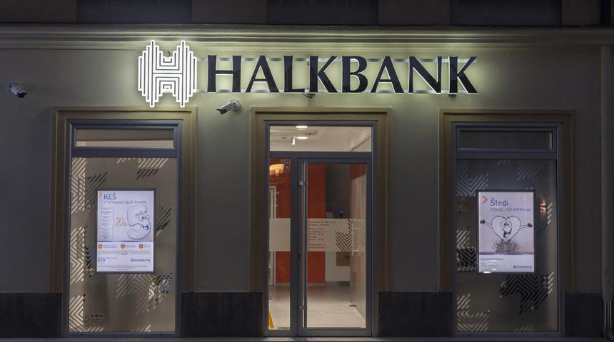 Halkbank çalışma saatleri nedir? Halkbank şubeleri saat kaçta açılıyor, kaçta kapanıyor?