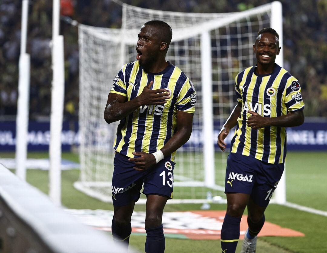 ENNER VALENCIA