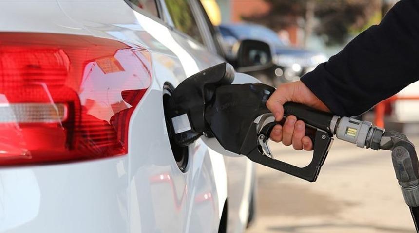 BENZİN ve MOTORİN FİYATI SON DAKİKA! Benzin ne kadar, kaç TL? 26 Ocak 2023 bugün gelen ZAM sonrası motorin ve benzin fiyatları!