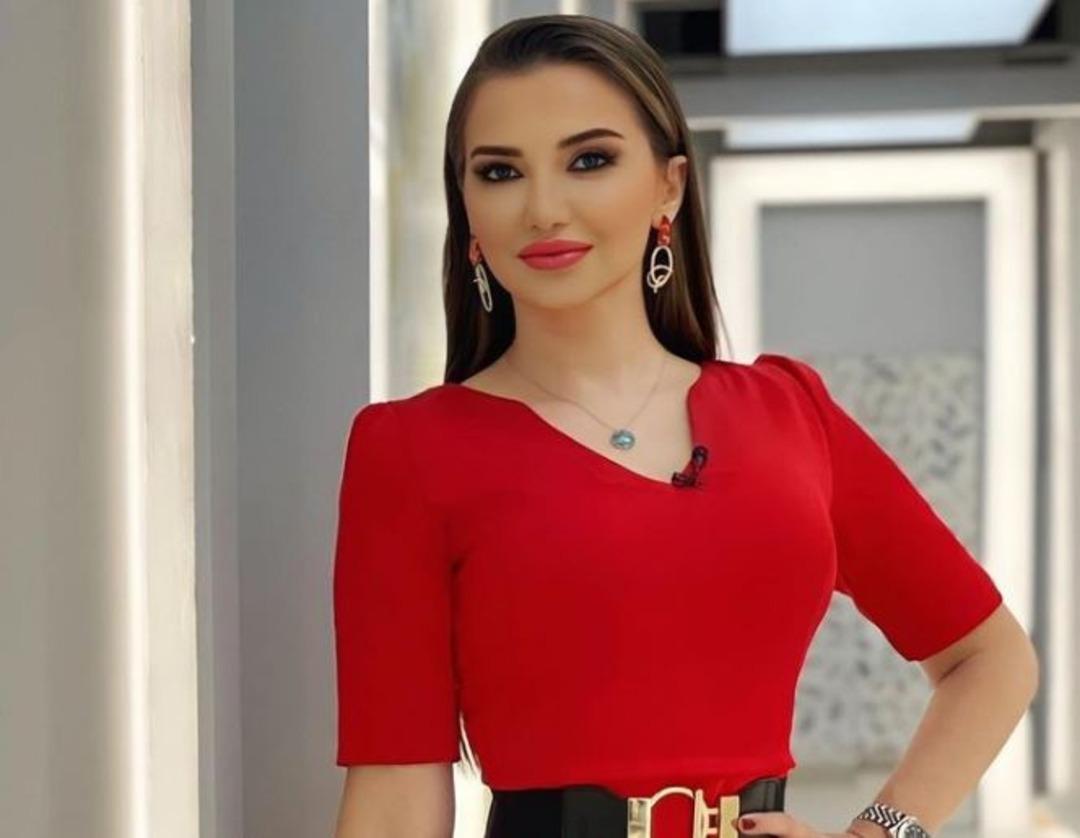 Esra Ezmeci'ye gelen sorular 'pes' dedirtti! Kimi cinsel organını boyadı kimi dolaptan d&uuml;şt&uuml;...