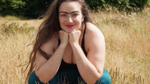 Tüylerini almayı bıraktıktan sonra hayatı değişti! Bir gecede olan bir şey değildi